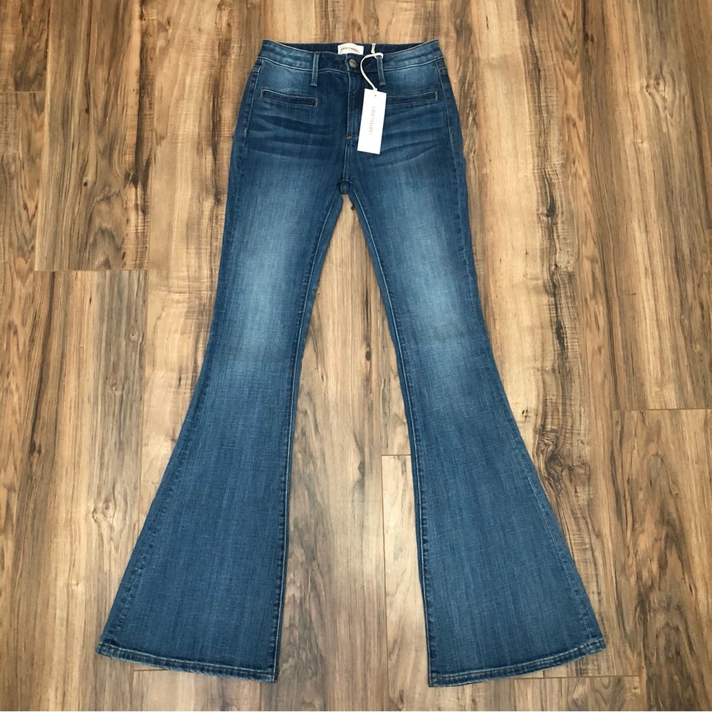 NWT Sundance Catalog Driftwood Blue Flare Leg “Farrah Drea Jean” Size 24 x 34